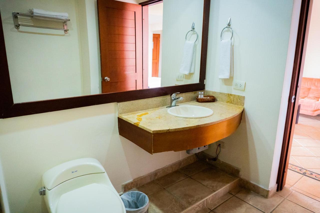 Hotel Penon Suites Girardot Εξωτερικό φωτογραφία