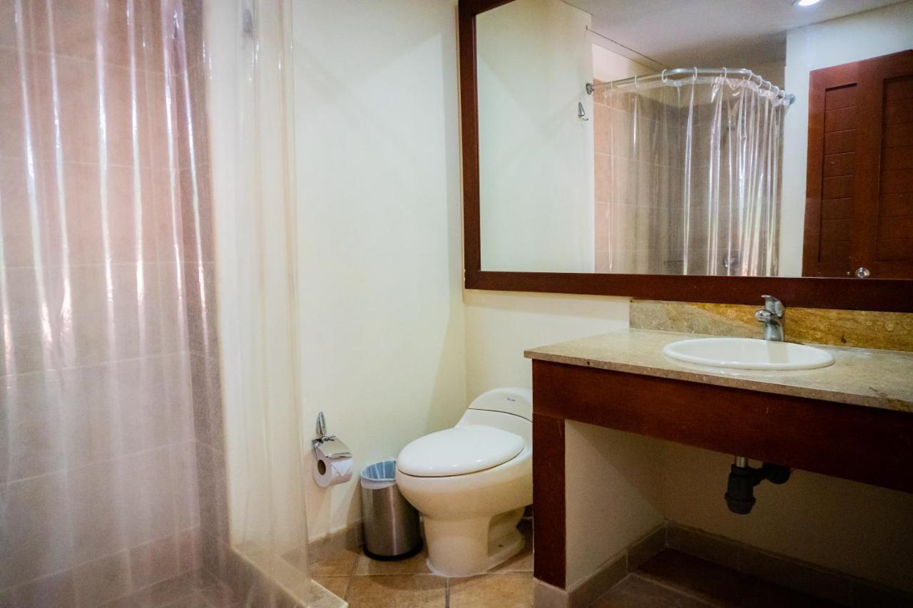 Hotel Penon Suites Girardot Εξωτερικό φωτογραφία
